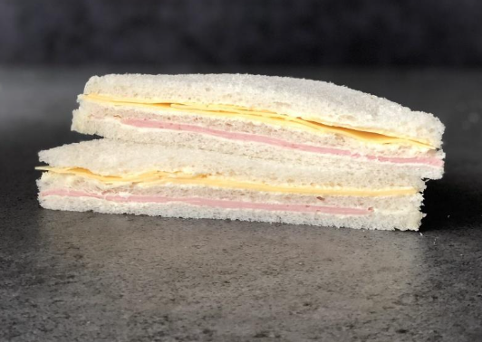 Sándwich Triple de Miga